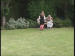 Pelacur ini membuat threesome dengan anak-anaknya