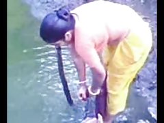 Webcam berambut merah muda Busty