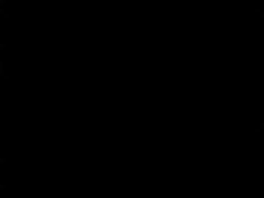 Ayah memaksa putrinya untuk merekam video porno