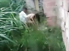 Pesta brutal untuk merayakan akhir tahun dengan binatang itu