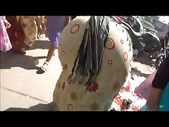 Merusak pantat istrinya ketika dia mabuk