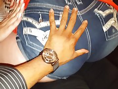 Milf dengan kacamata bintang dalam video porno Spanyol